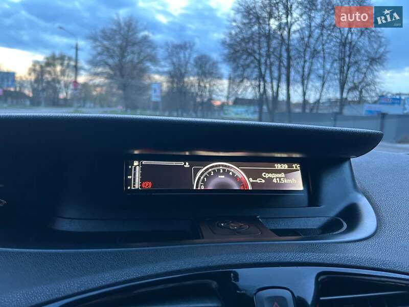 Renault Megane Scenic 2014