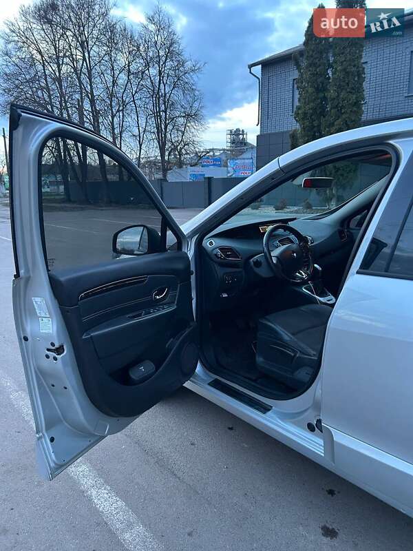 Renault Megane Scenic 2014