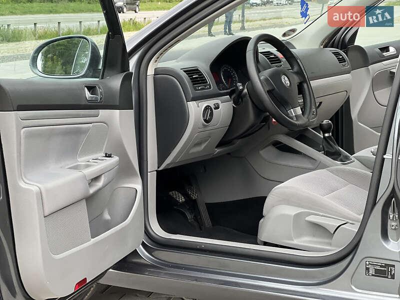 Volkswagen Golf 2009