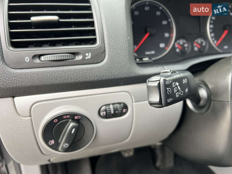 Volkswagen Golf 2009