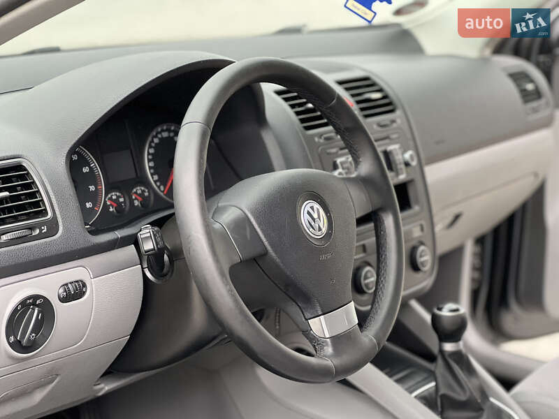 Volkswagen Golf 2009