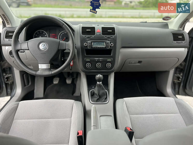 Volkswagen Golf 2009