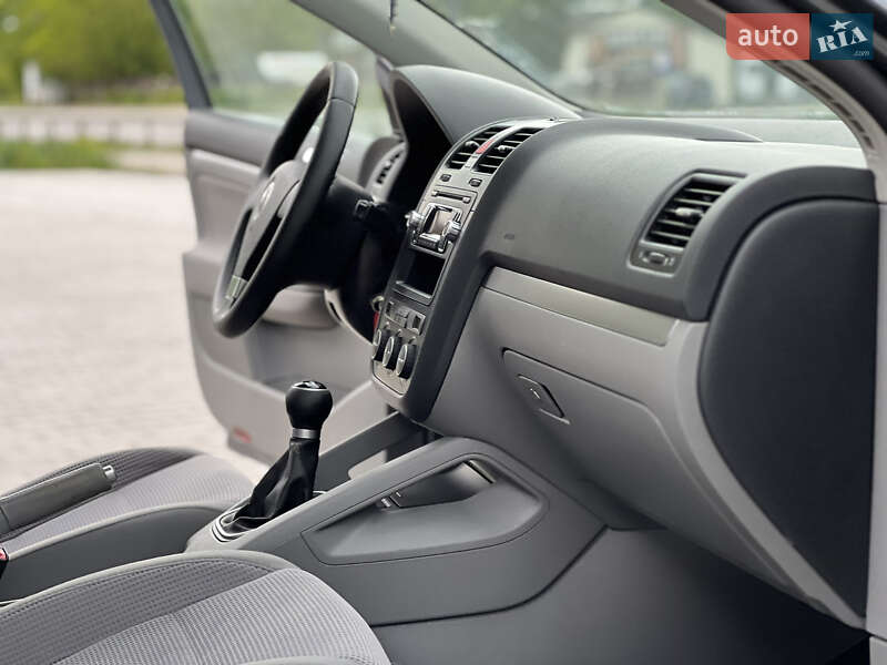 Volkswagen Golf 2009