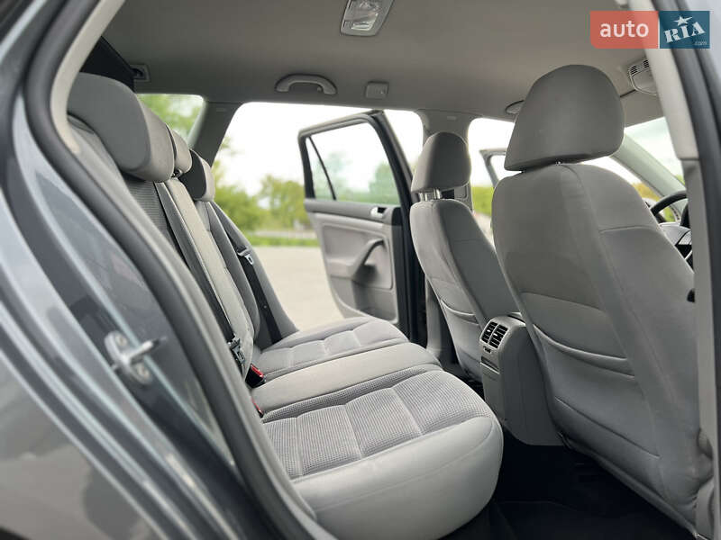 Volkswagen Golf 2009