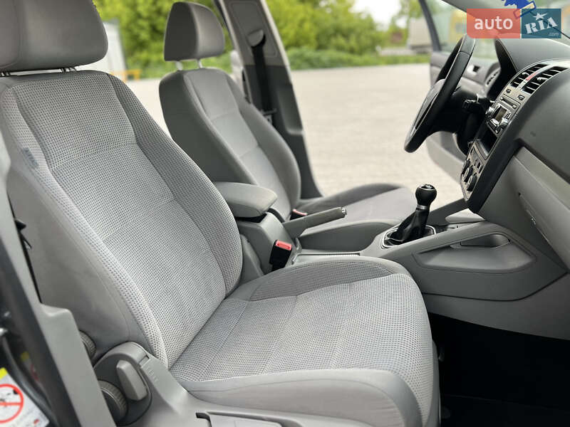 Volkswagen Golf 2009