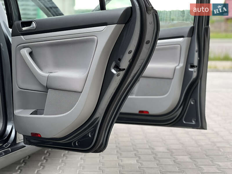 Volkswagen Golf 2009