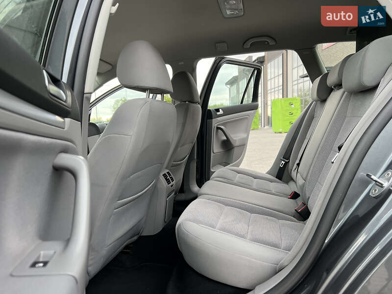 Volkswagen Golf 2009