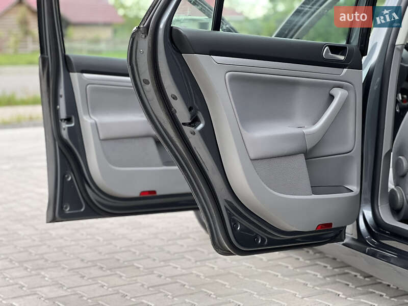 Volkswagen Golf 2009