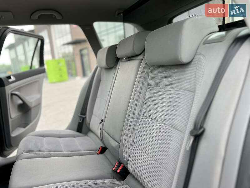 Volkswagen Golf 2009