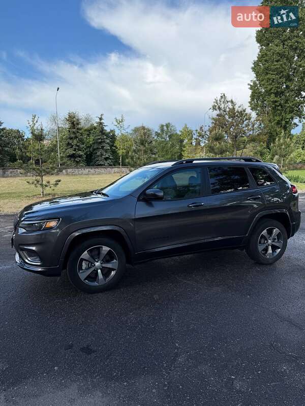 Jeep Cherokee 2019