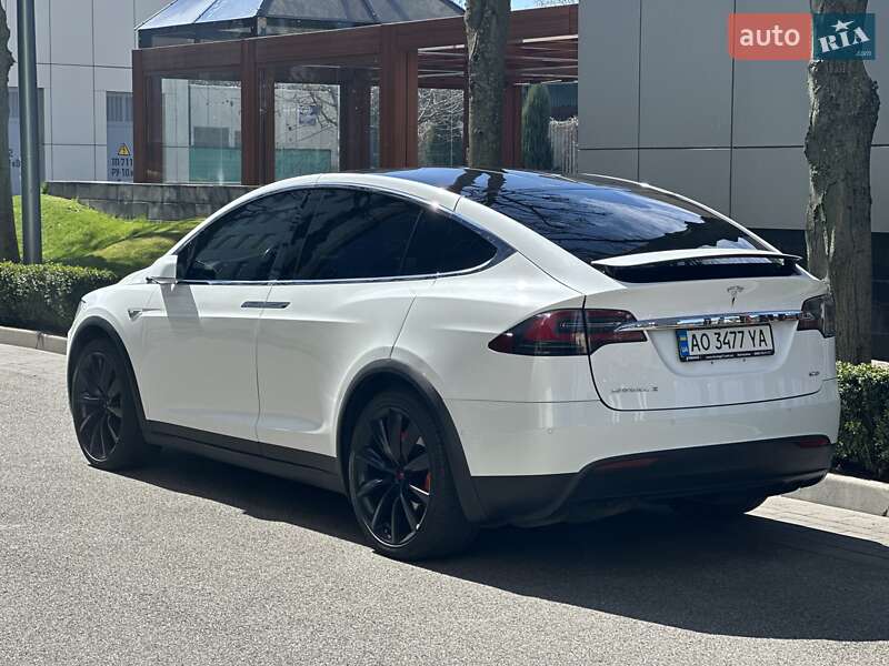 Tesla-8