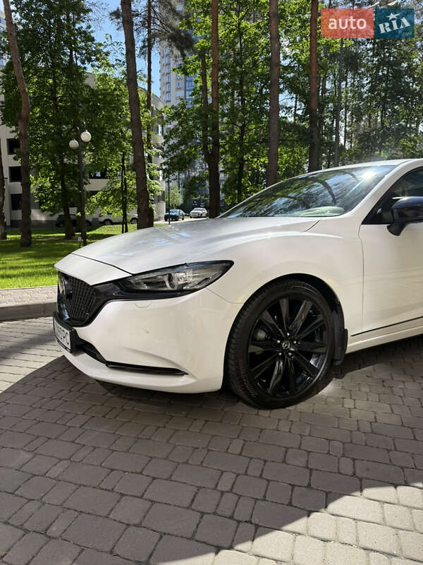 Mazda-11
