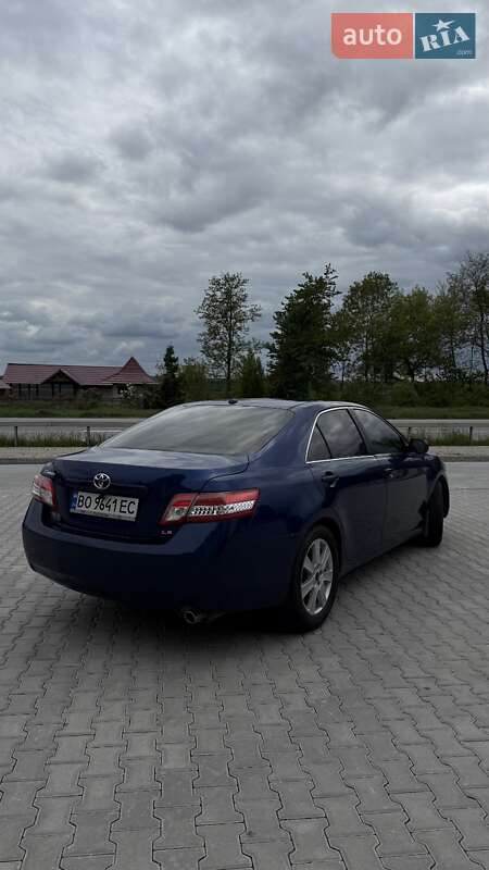 Toyota Camry 2010