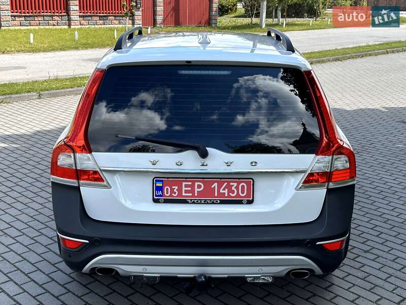 Volvo XC70 2016