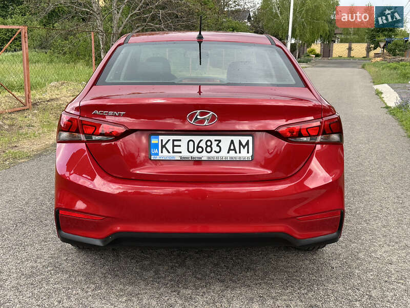 Hyundai-17