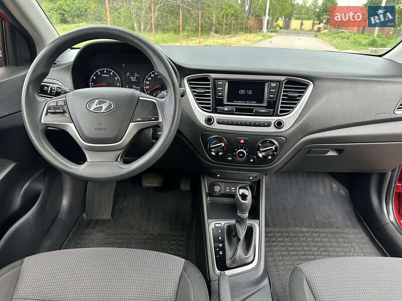 Hyundai-25