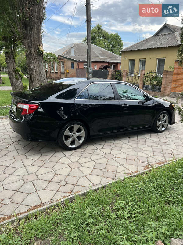 Toyota Camry 2013