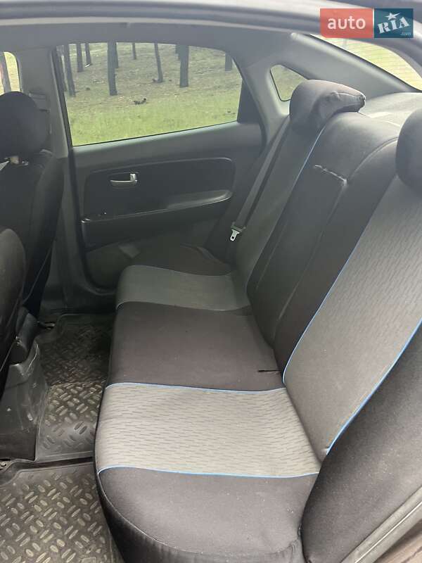 Hyundai Elantra 2008