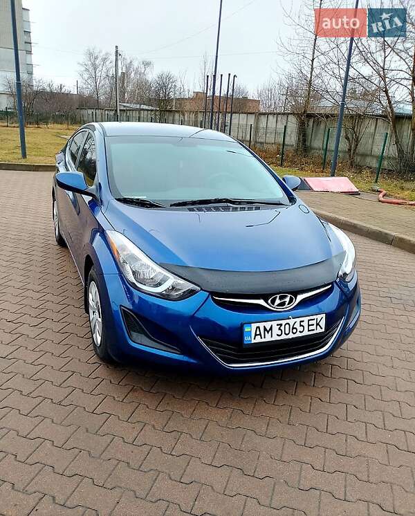 Hyundai Elantra 2015