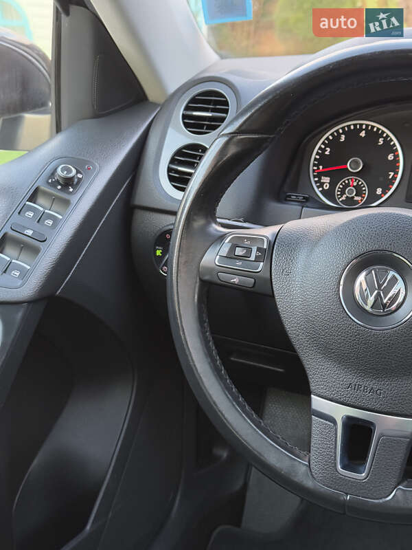 Volkswagen Tiguan 2016