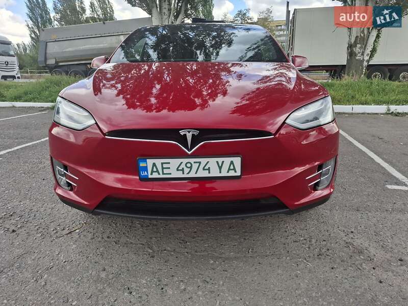 Tesla-8