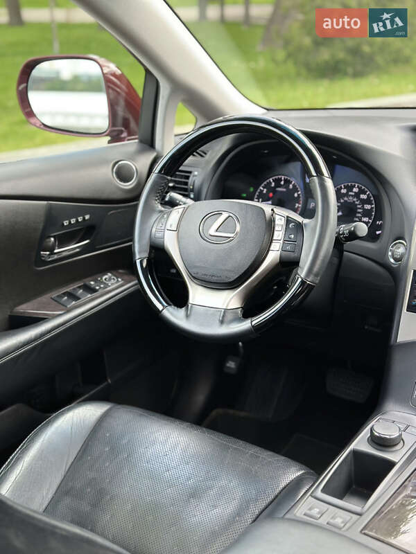 Lexus-15