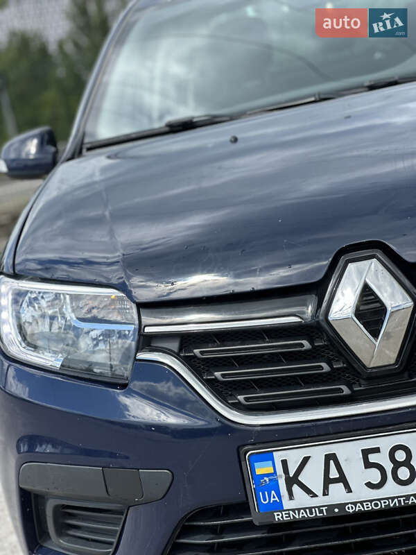 Renault-15