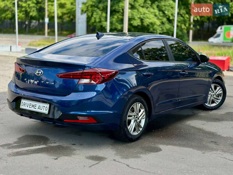 Hyundai-4
