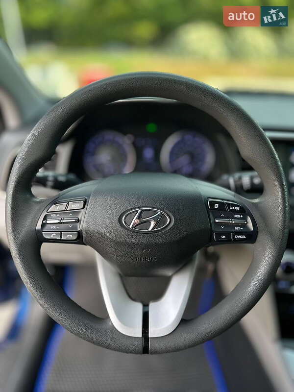 Hyundai-10