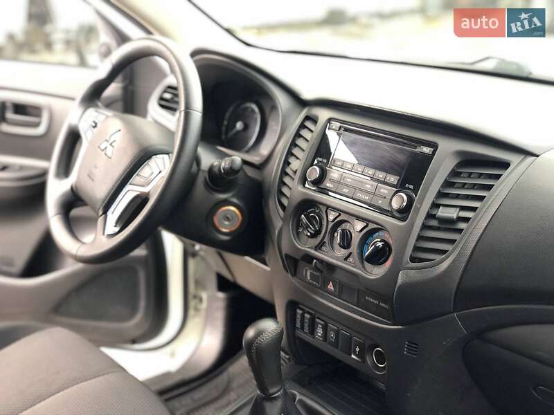 Mitsubishi L 200 2019