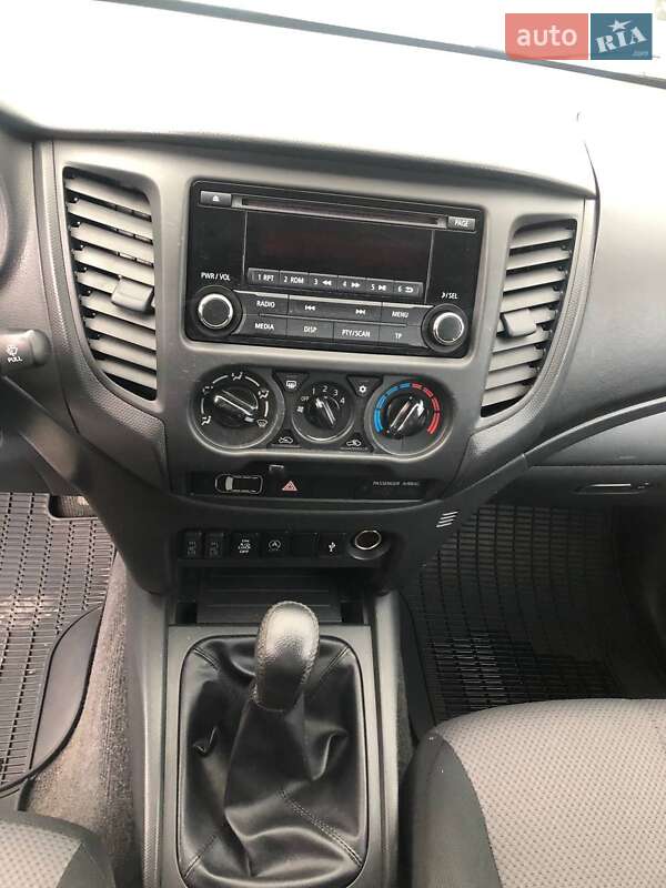 Mitsubishi L 200 2019