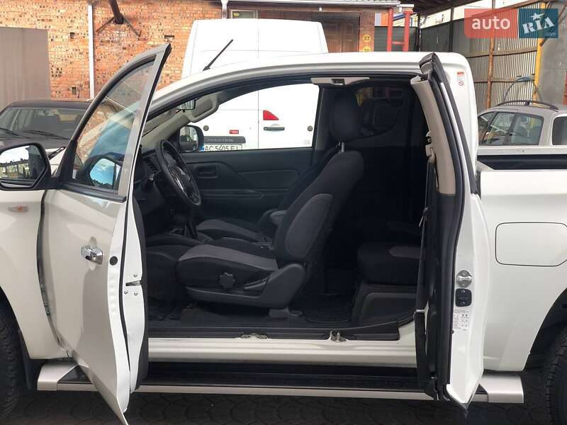 Mitsubishi L 200 2019