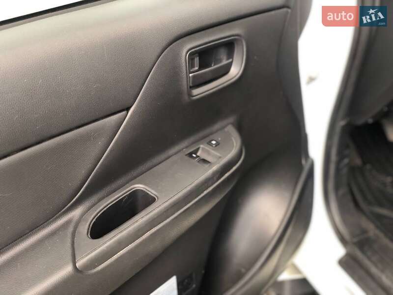 Mitsubishi L 200 2019