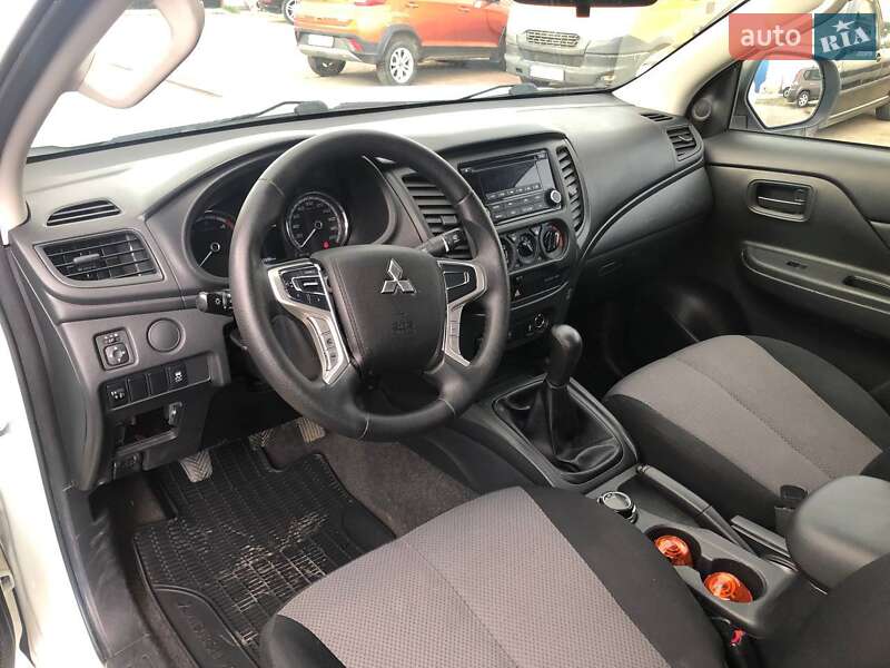 Mitsubishi L 200 2019