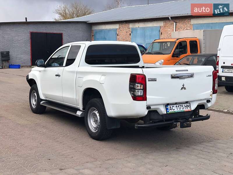 Mitsubishi L 200 2019