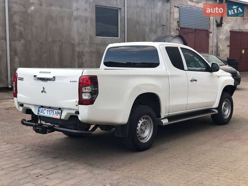 Mitsubishi L 200 2019