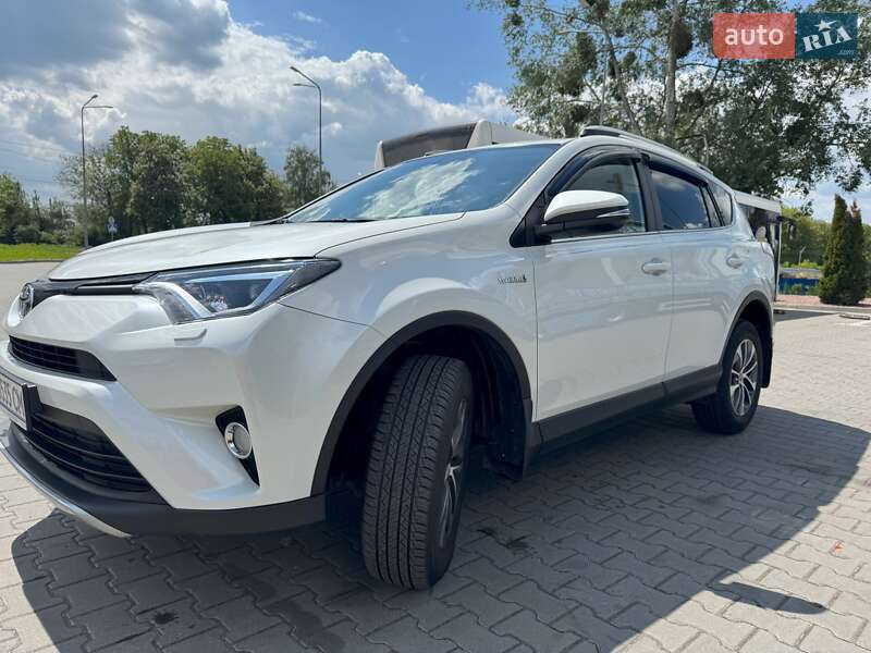 Toyota RAV4 2017