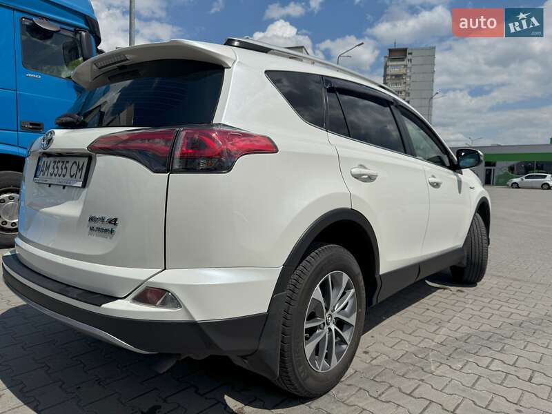 Toyota RAV4 2017