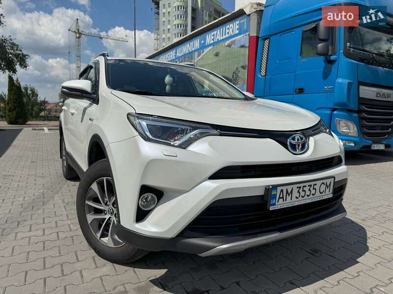 Toyota RAV4 2017