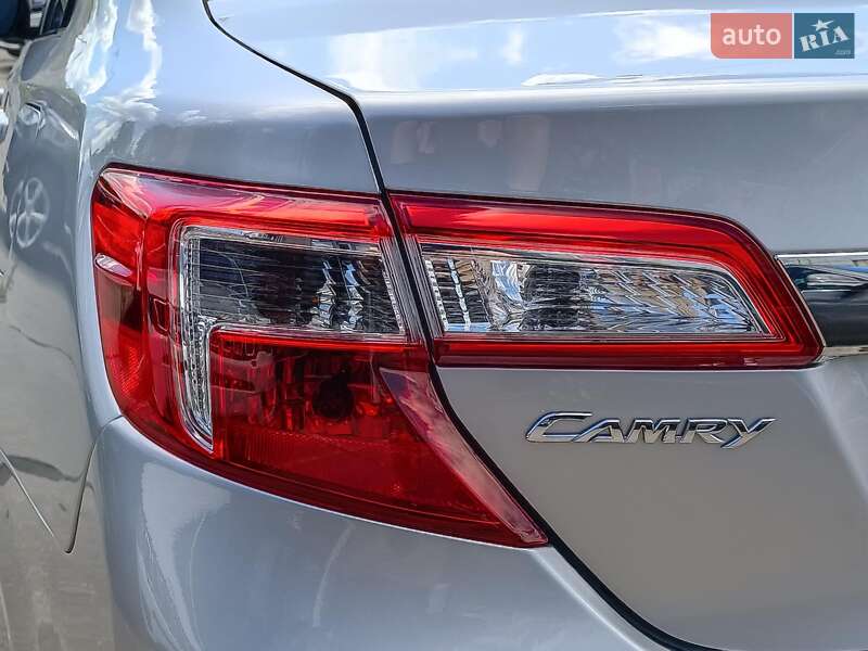 Toyota Camry 2013