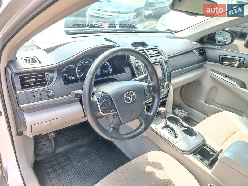 Toyota Camry 2013