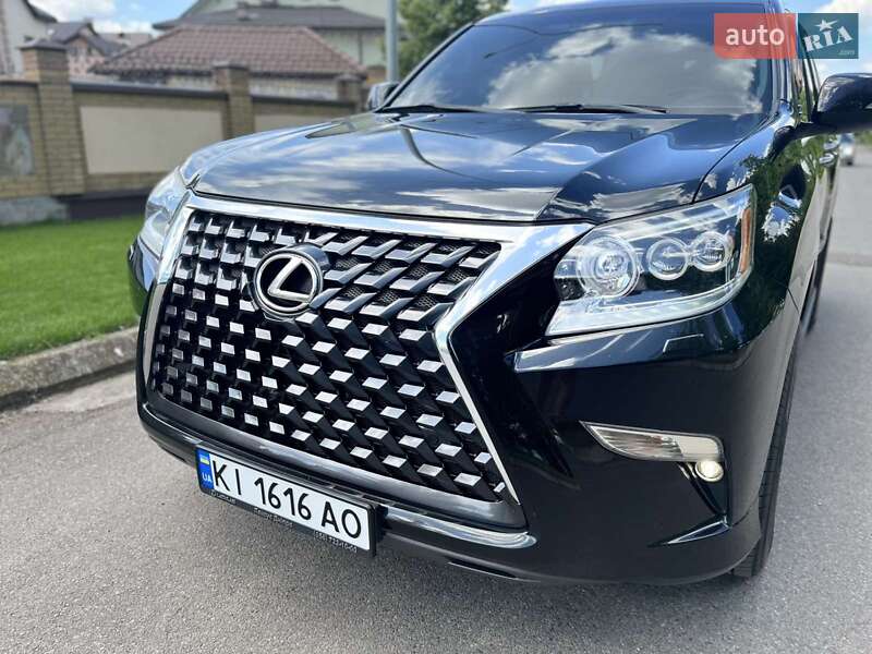 Lexus-9