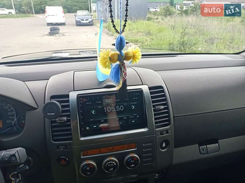 Nissan Pathfinder 2008