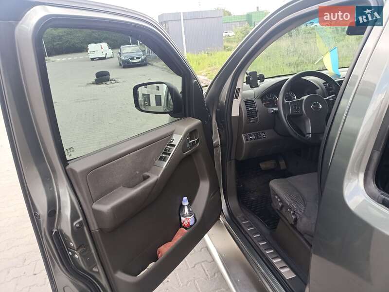 Nissan Pathfinder 2008