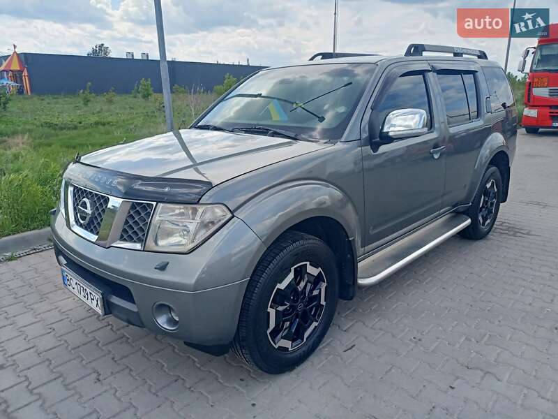Nissan Pathfinder 2008
