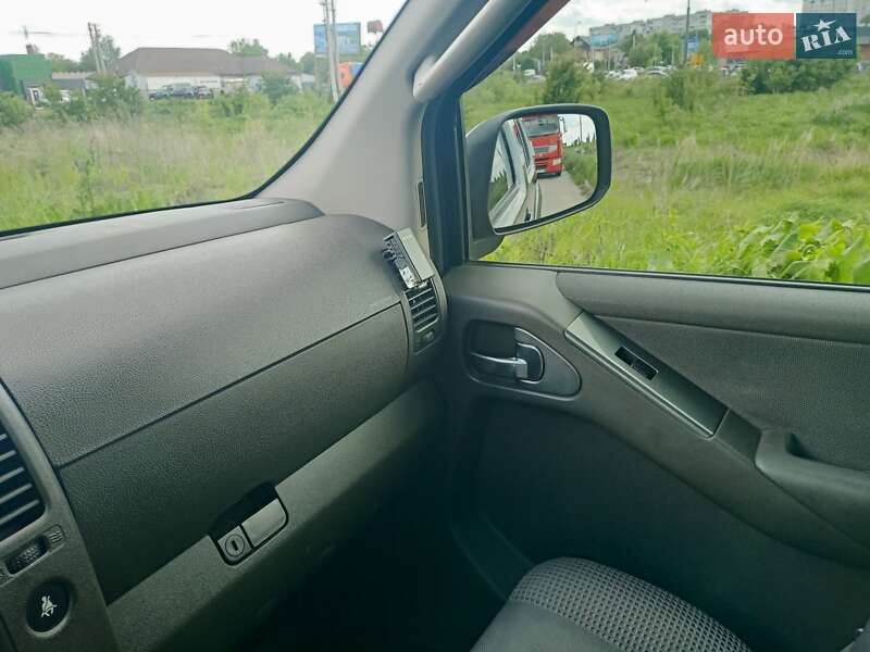 Nissan Pathfinder 2008