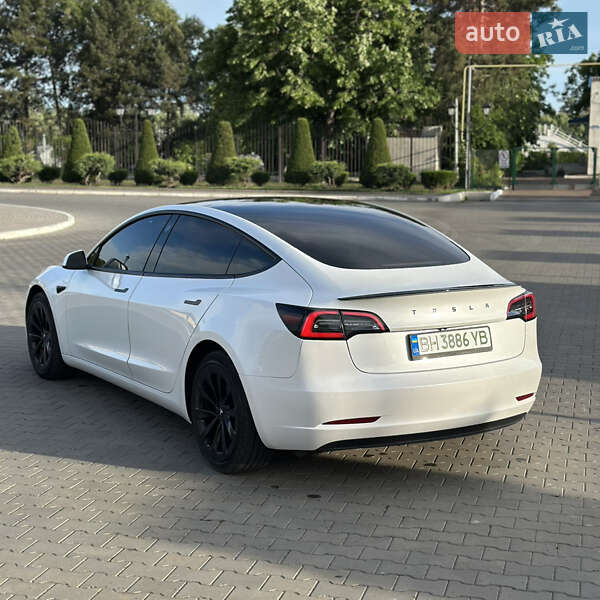 Tesla-1