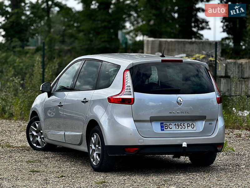 Renault Grand Scenic 2011