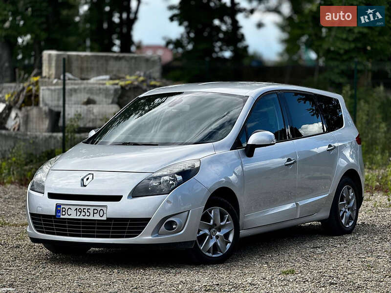 Renault Grand Scenic 2011