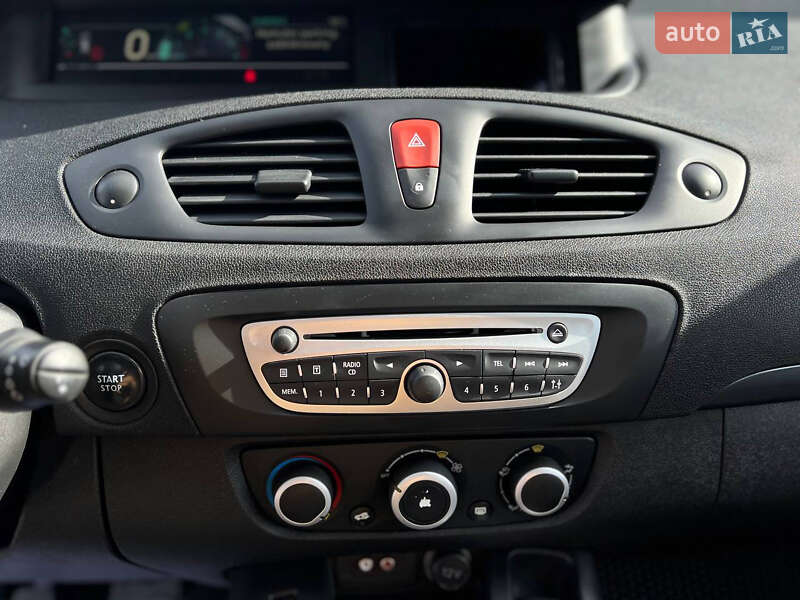 Renault Grand Scenic 2011